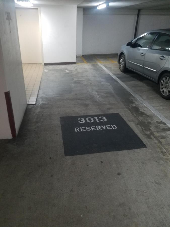 Aparthotel Royal Kuhio - Free Parking Included Honolulu Exterior foto